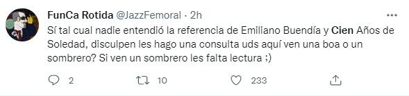 El prejuicioso tuit de Claudia Piñeiro sobre los futboleros desató memes y sarcasmo en Twitter