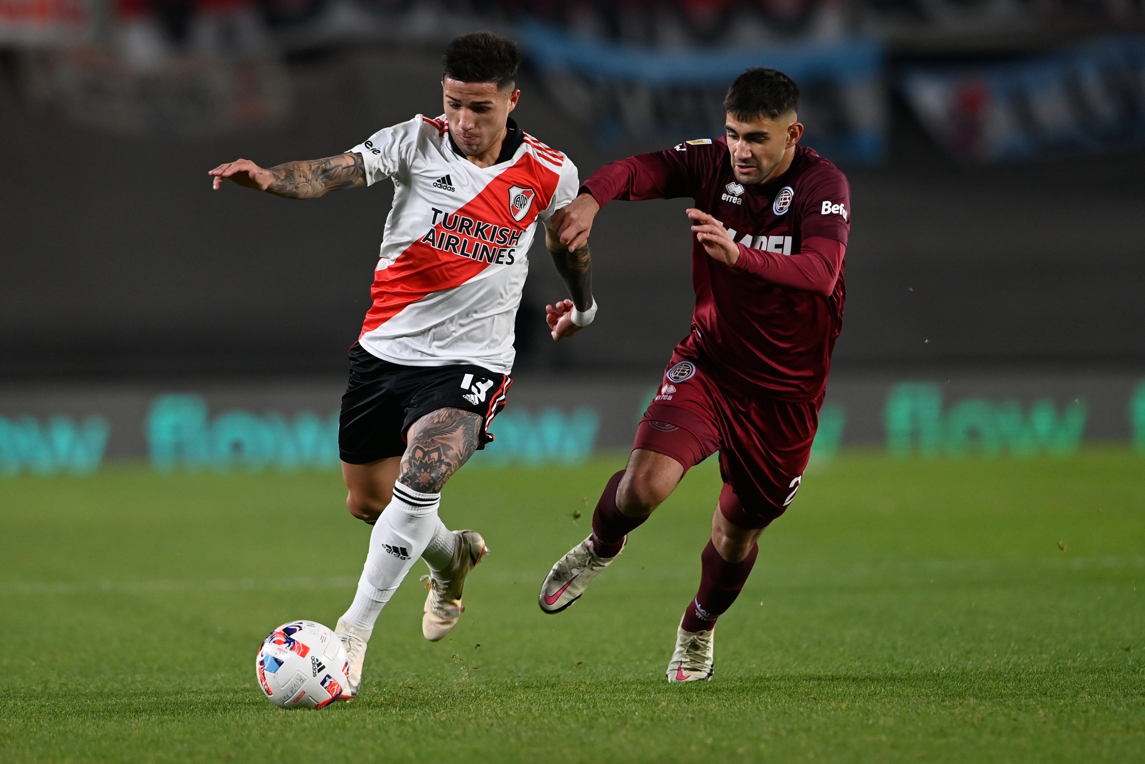 River le gana a Lanús por 2 a 0 en el Monumental.