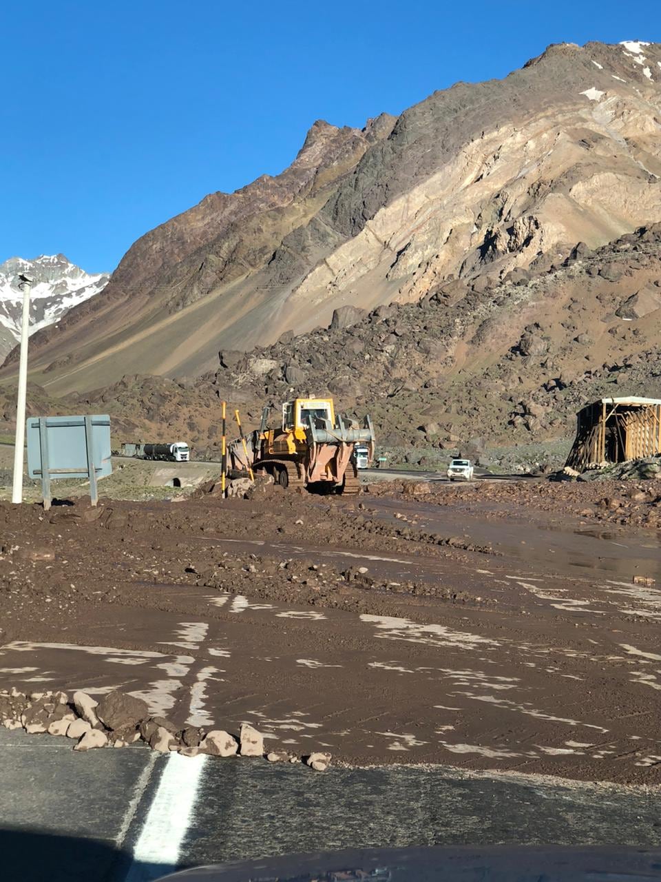 Alud en la ruta 7 - Gentileza Gendarmería Nacional