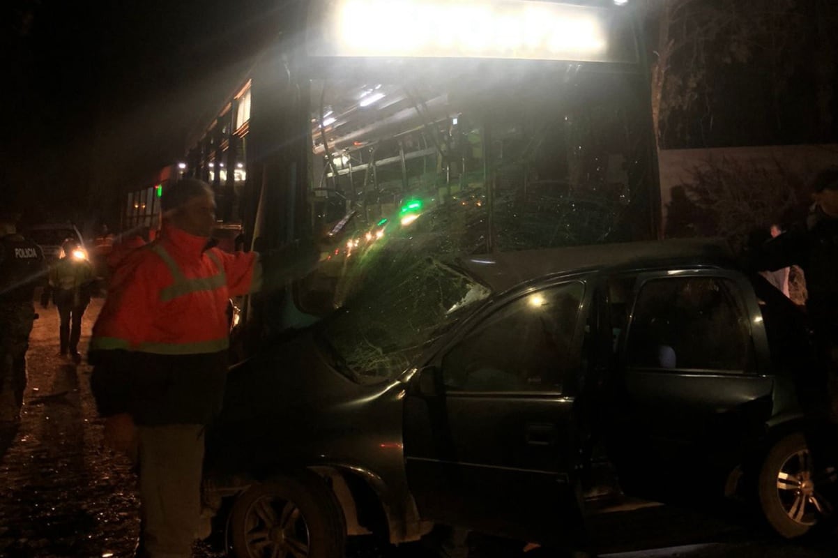 Choque en la ruta provincial 52 entre un auto y un colectivo de la línea 600 (Prensa Ministerio de Seguridad)