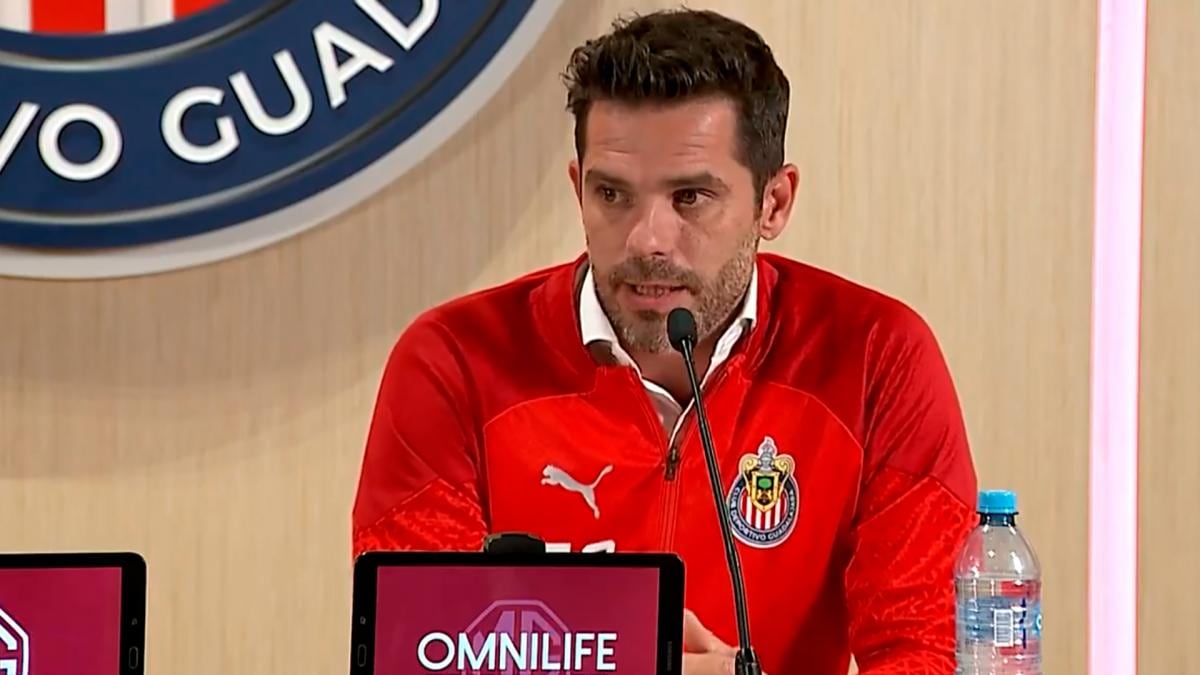 El ex técnico de la Academia fue anunciado como el nuevo entrenador del club Chivas de Guadalajara.