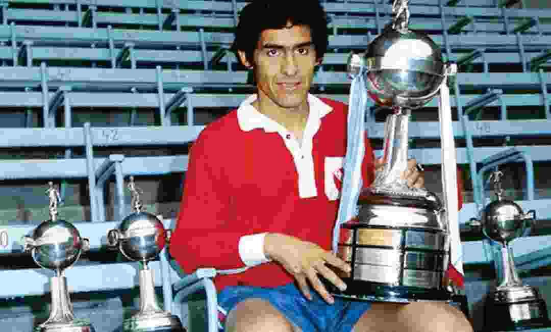 Pancho Sá, el único jugador en ganar 6 Libertadores.