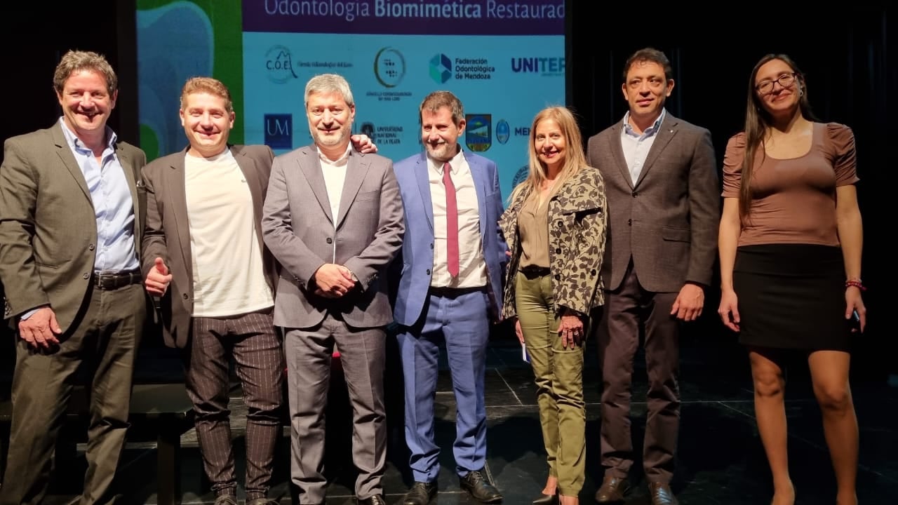 Primer Congreso de Odontología Biomimética Restauradora de OSEP