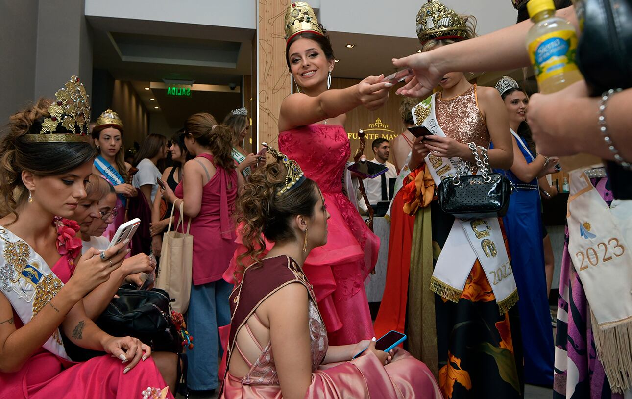 Vendimia 2023 Back Stage de las reinas de la vendimia


Foto: Orlando Pelichotti