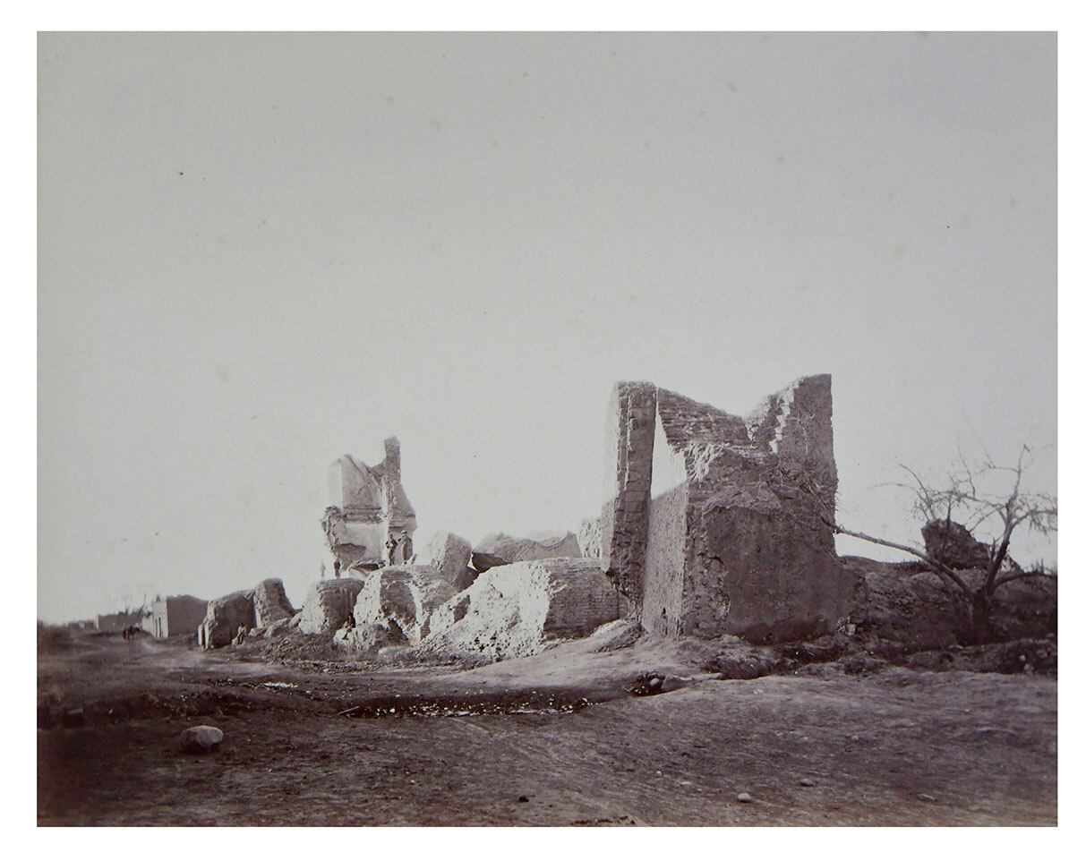 Una de las pocas fotografías de las ruinas del Convento de San Agustín, tomada desde el Sud.