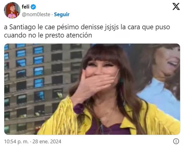 Los memes sobre Denisse y el momento en que se quedó dormida.