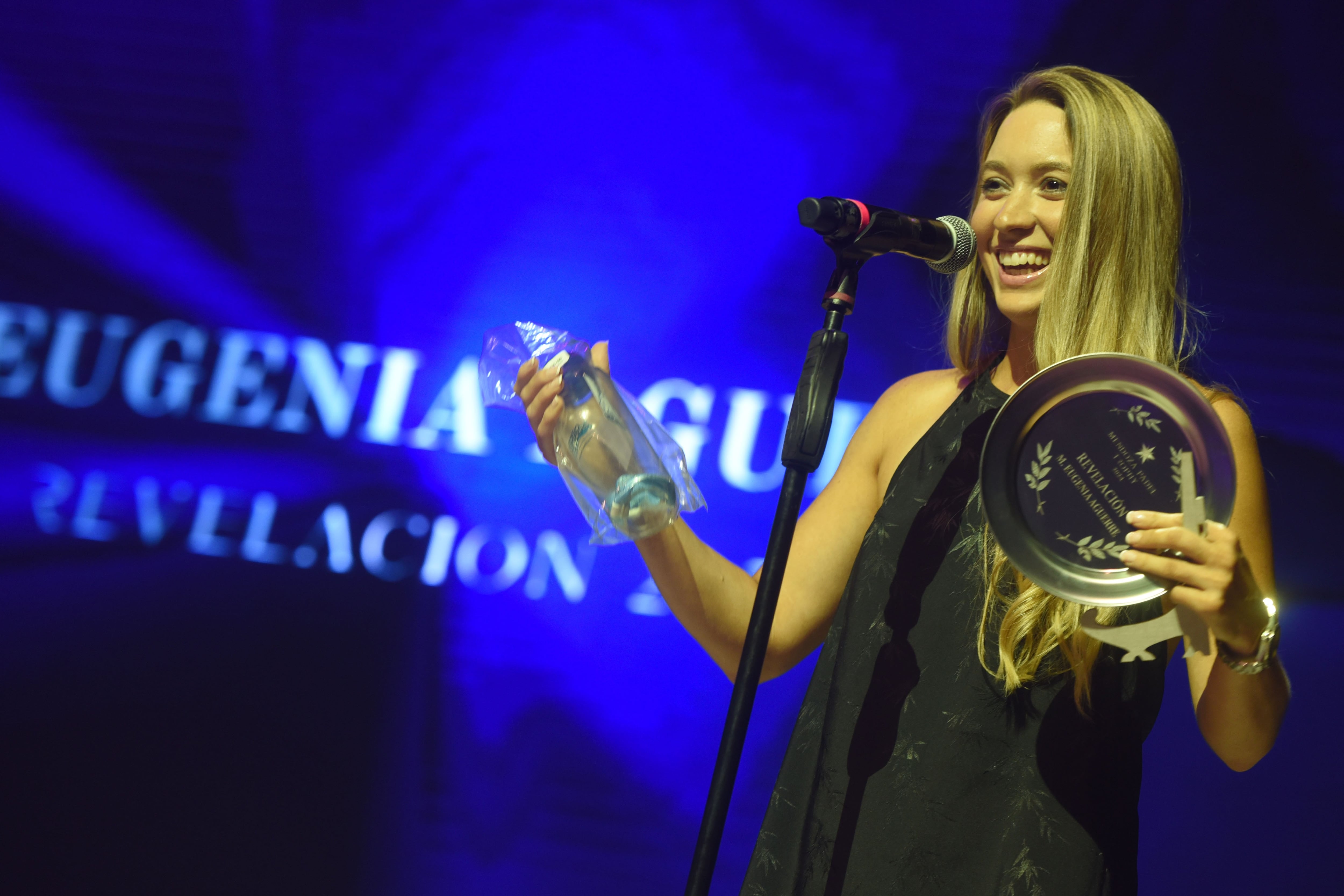 El premio revelación fue para María Eugenia Aguerre.