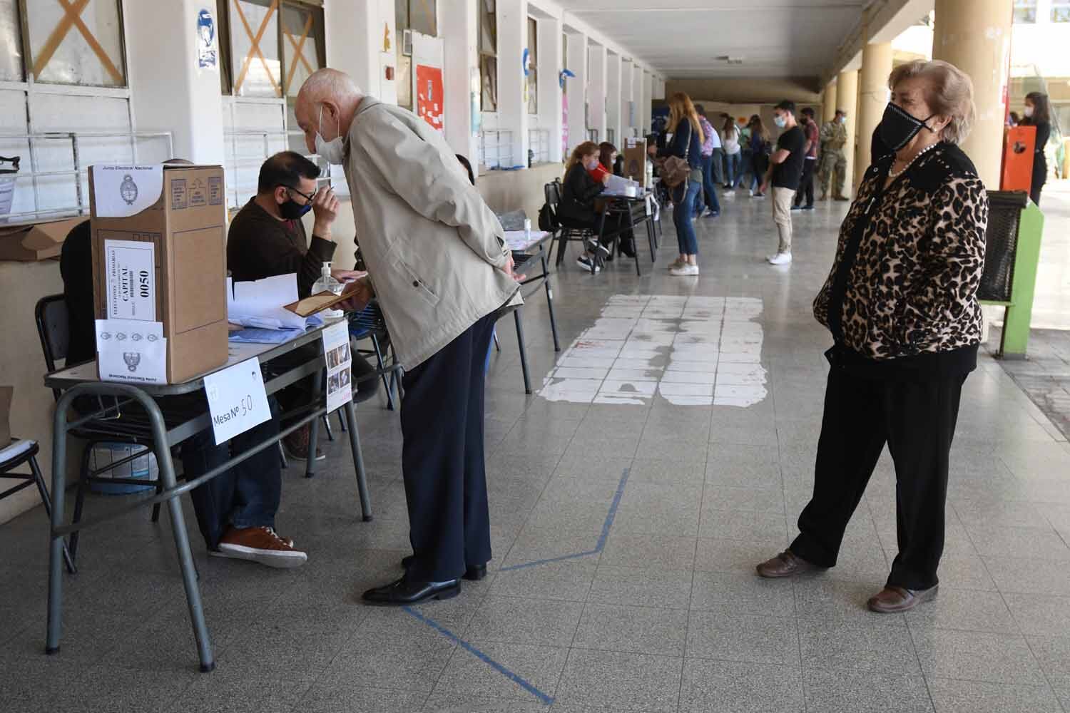 La Cámara Electoral prevé que habrá un 5% más de votantes y anticipó cuándo estarán los resultados. 