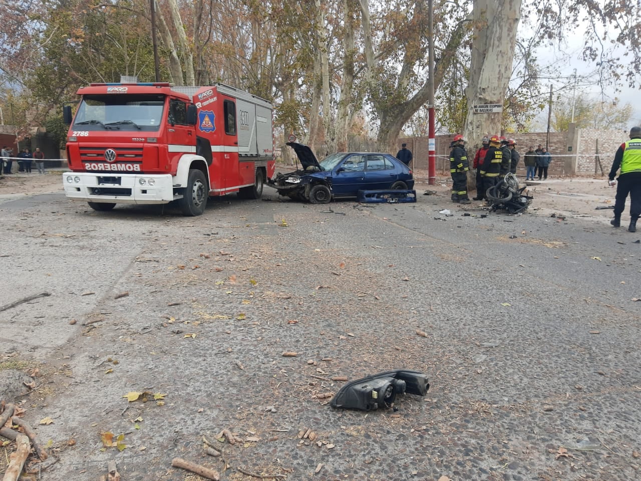 Padre e hija fallecieron en Las Heras, luego de que la moto en la que viajaban, chocara con un auto.