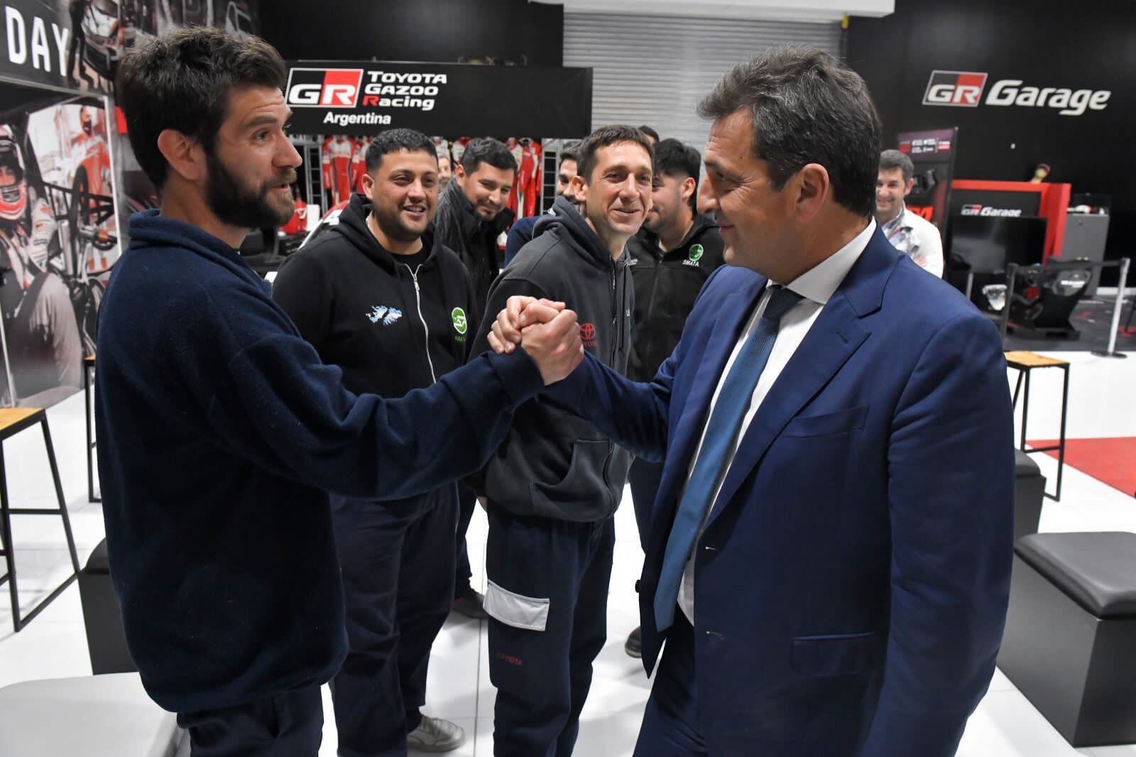 Sergio Massa en la planta de Toyota - Gentileza