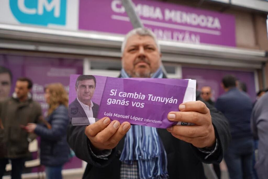 Campaña de Cambia Mendoza en Tunuyán.