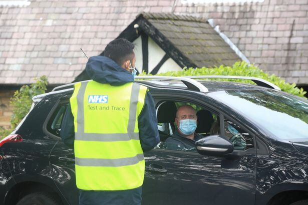 El noreste de Inglaterra vuelve a las restricciones para enfrentar el rebrote de covid-19. Foto Mirror.