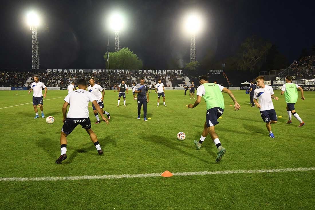 Los Jugadores del plantel Leproso minutos antes de comenzar el encuentro.
Foto José Gutierrez