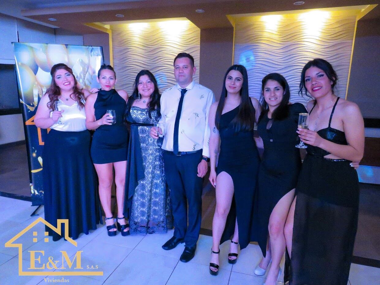 Aniversario EyM viviendas.