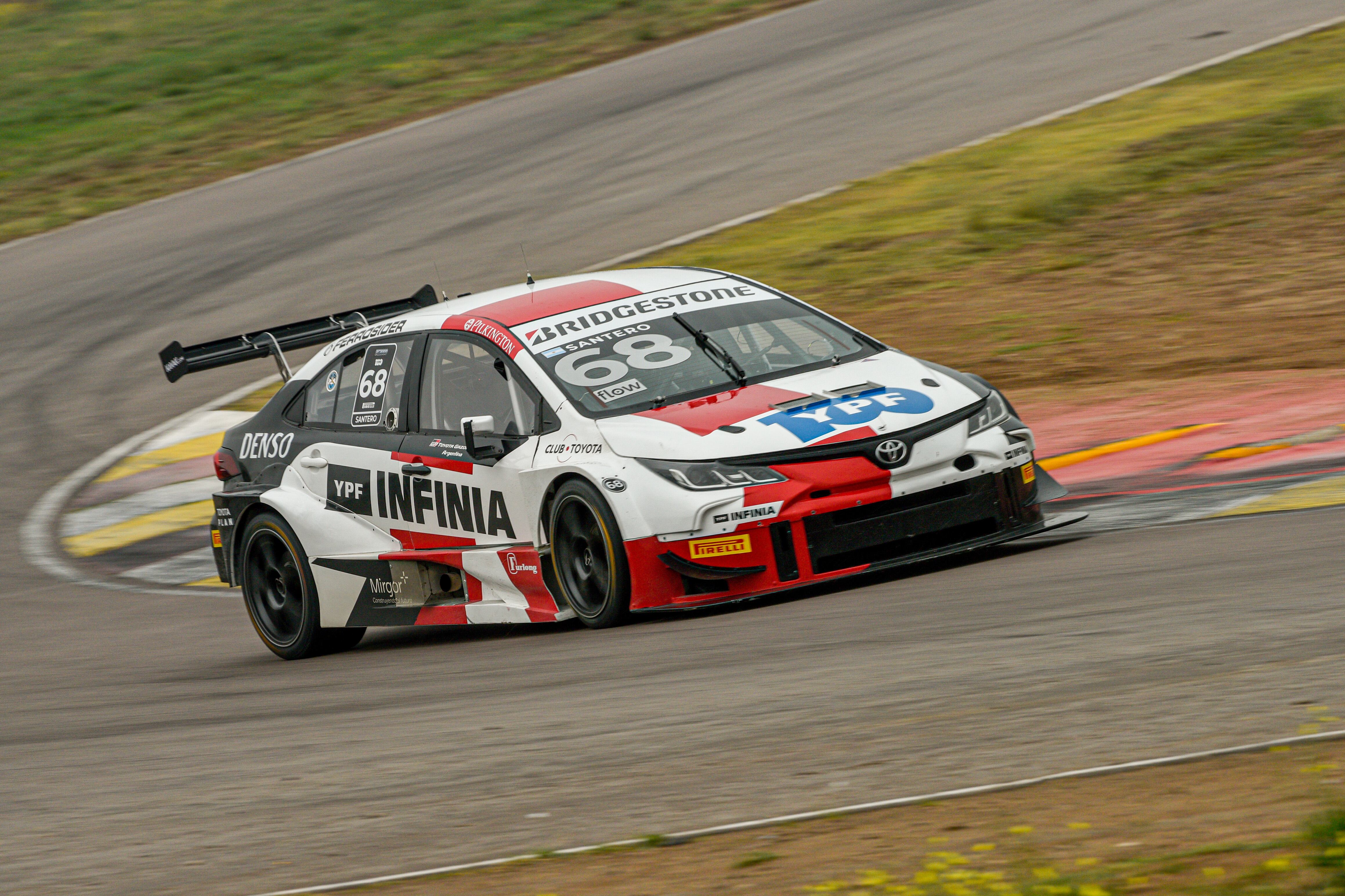 Julián Santero está en lo más alto del torneo luego de la cita de TC2000 en Bahía Blanca. Por su parte, Bernardo Llaver se ubica en el cuarto lugar.