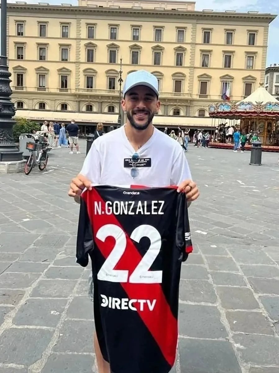 Nico González, fanático de River