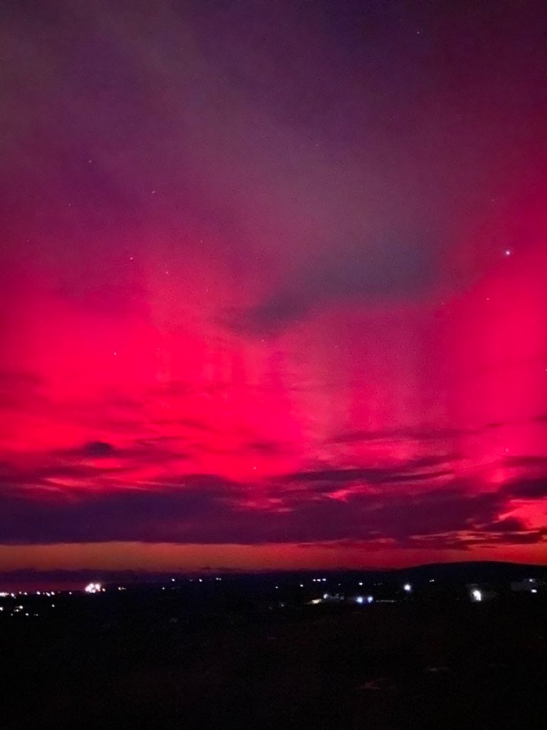 La tormenta solar provocó auroras sobre Ushuaia y las bases antárticas.