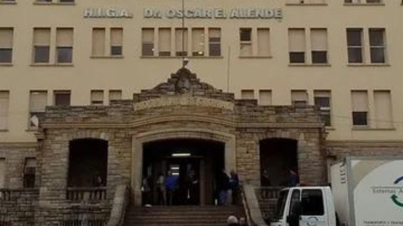 La niña murió mientras era trasladada al Hospital Interzonal General de Agudos.