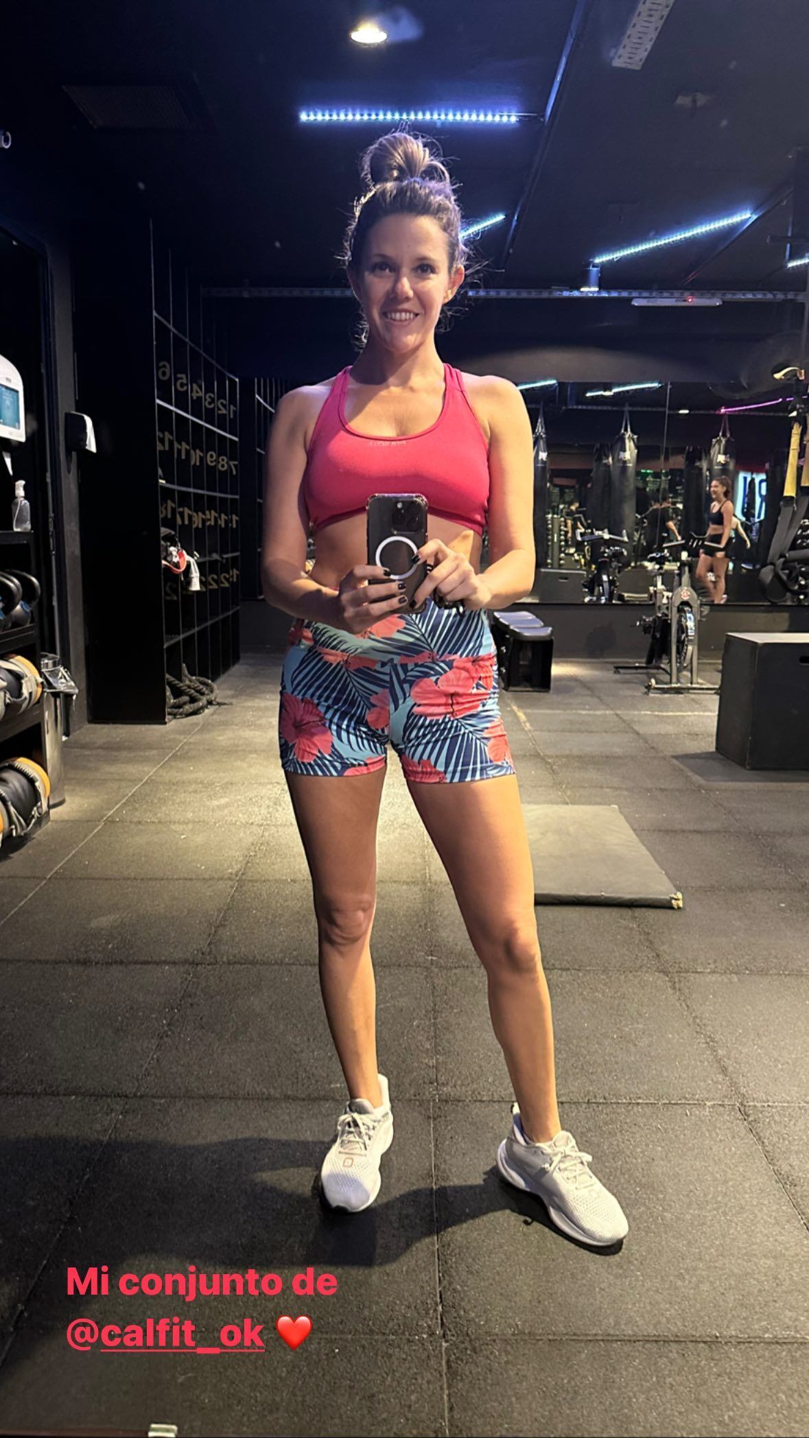 Luciana Rubinska paralizó la web con su atuendo antes de entrenar.