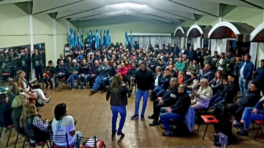 Encuentro del Frente Renovador en Capital