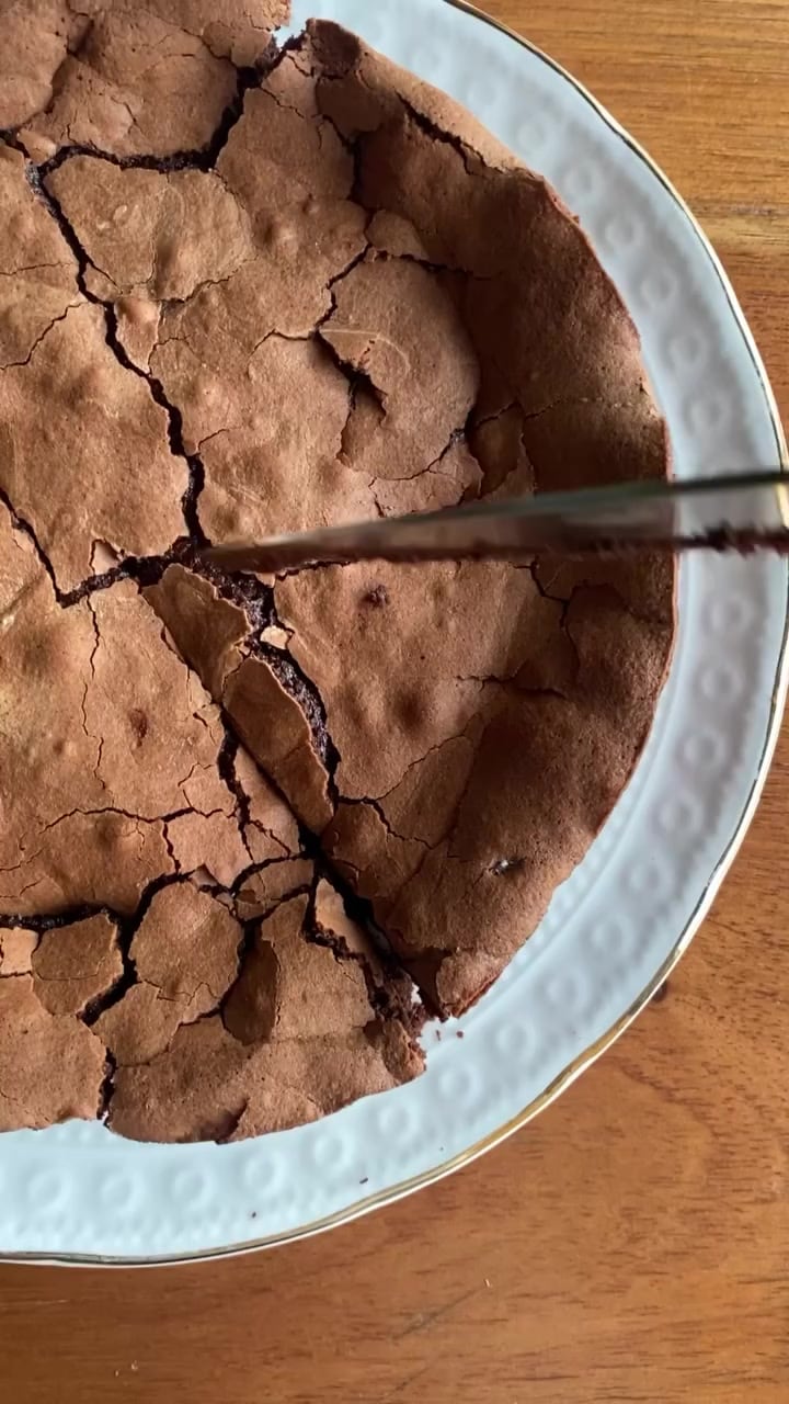 Torta húmeda de chocolate.