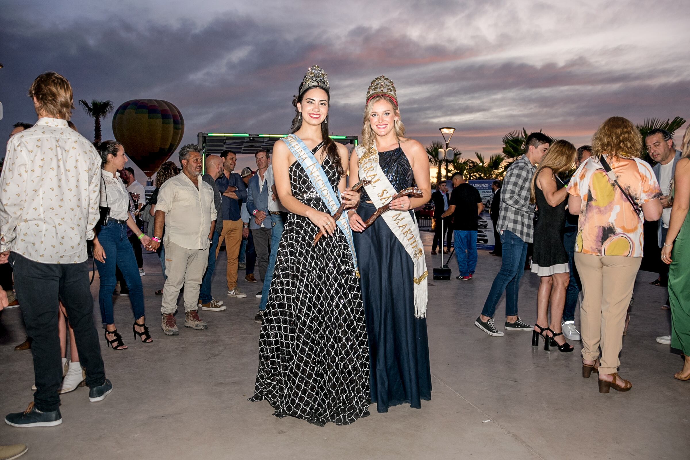 Reina Nacional de la Vendimia 2022, Natasha Sánchez y la reina departamental Nazarena Nicosia
PH: Romi Abel