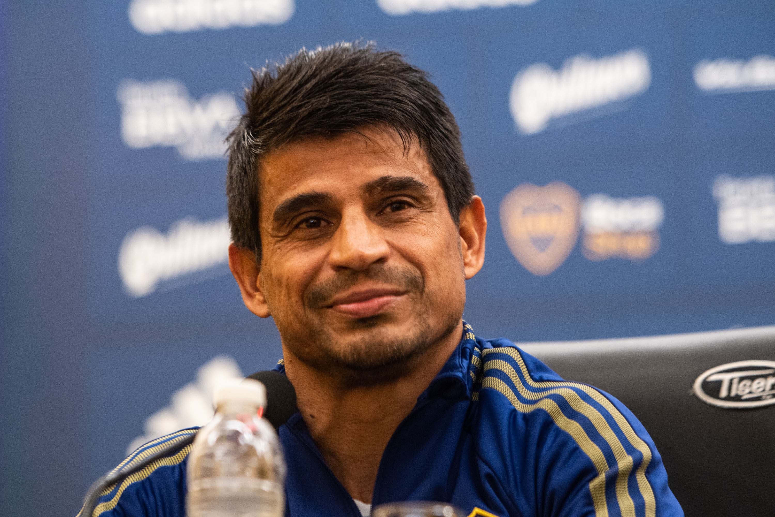 Hugo Ibarra, DT de Boca. 