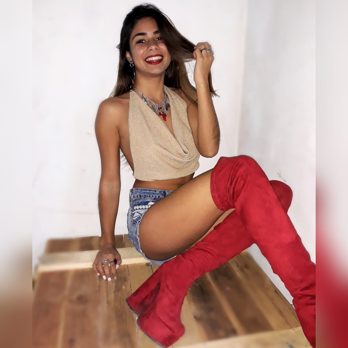 Así lucía la joven participante del reality, antes de las pestañas y las cirugías