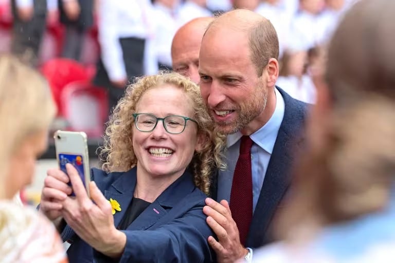 El Príncipe William, Príncipe de Gales, durante una visita en Llanelli, Gales. Chris Jackson/Pool vía REUTERS