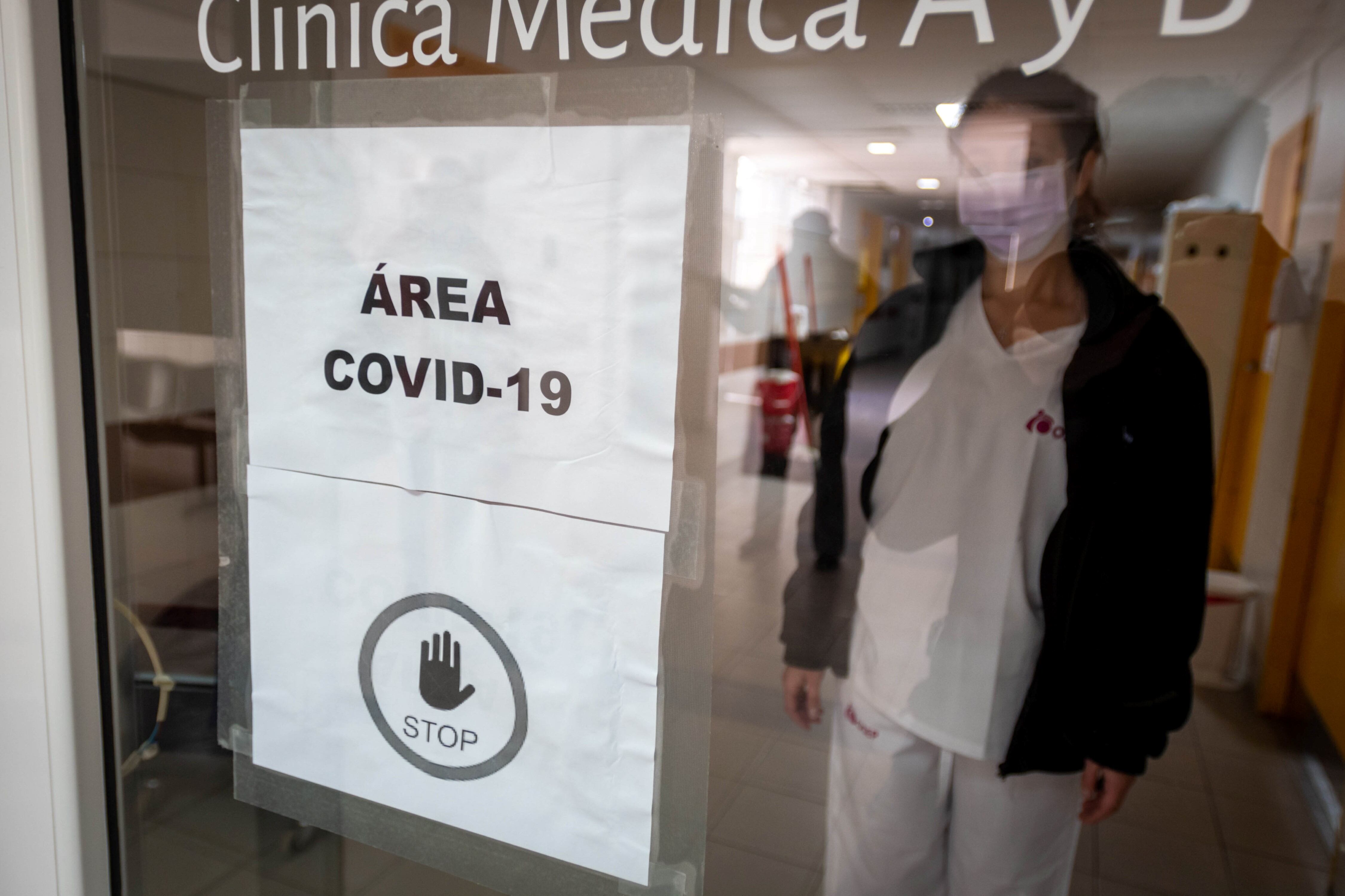 En cada hospital y clínica de Mendoza hay un área especializada para tratar a los pacientes con Covid-19. Foto: Ignacio Blanco / Los Andes.