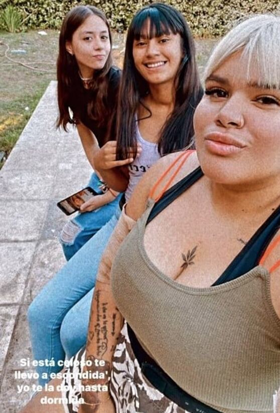 Morena Rial y sus amigas.