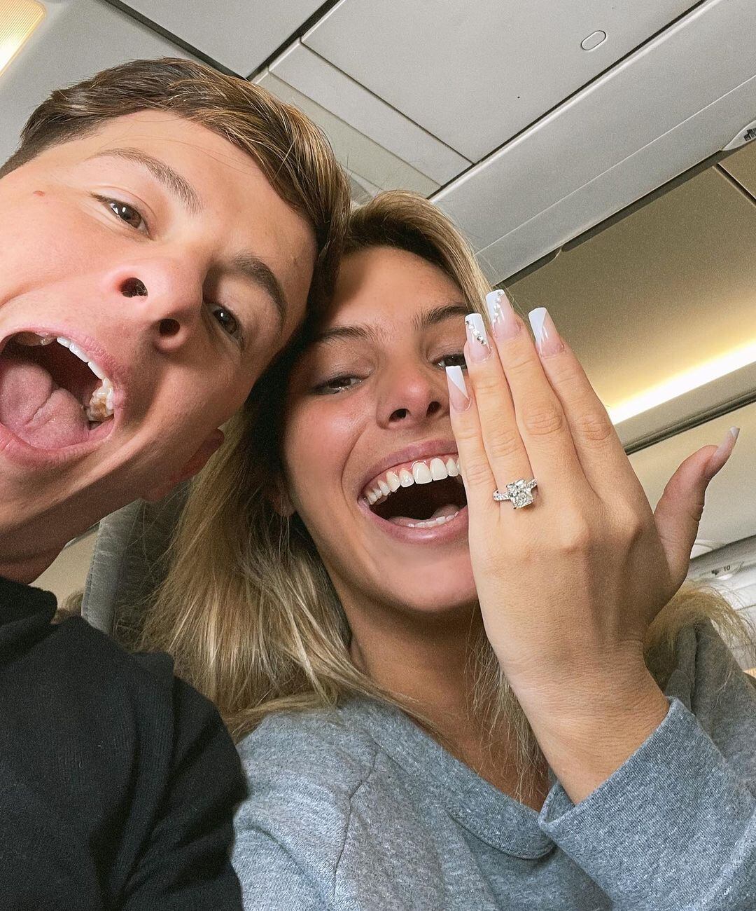 Guaynaa le pidió matrimonio a Lele Pons en la Tomorrowland.