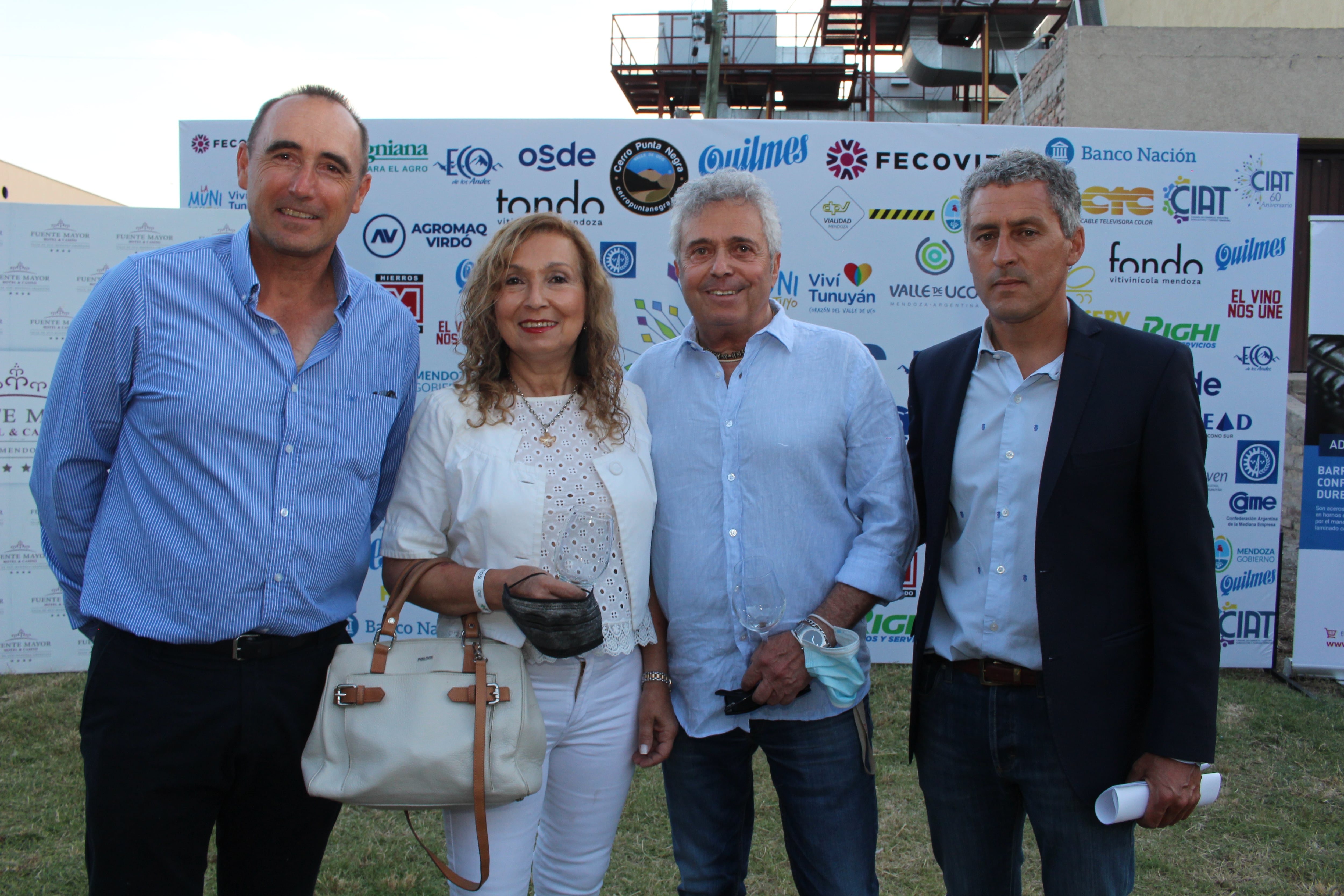 Danio Ramonda, Patricia Fadel, Alejandro Fadel y Carlos Davila.