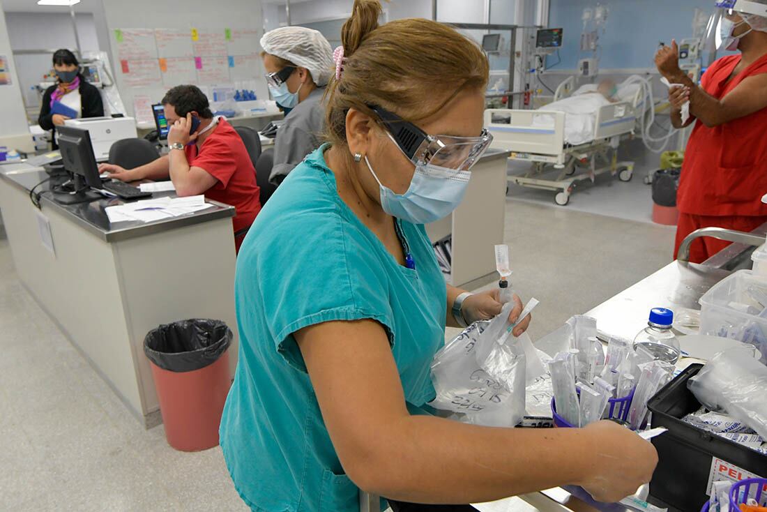 Nueva Unidad de Terapia Intensiva en el Hospital Central con pacientes con Covid-19 positivo