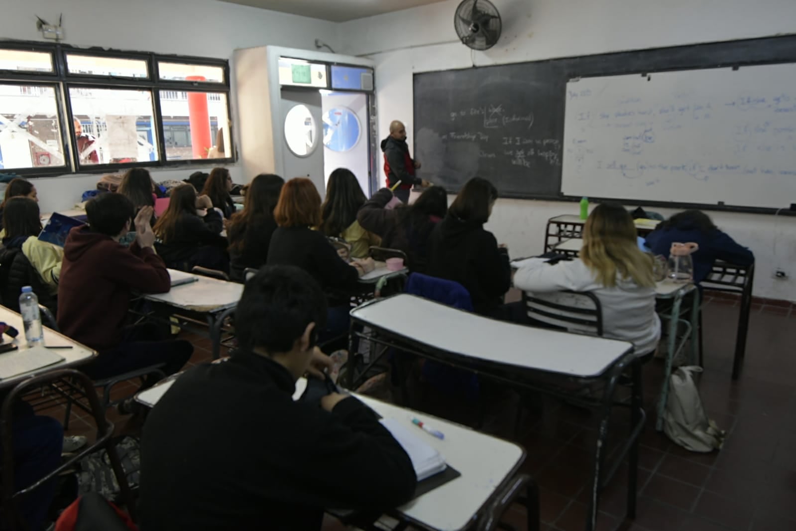 En la Escuela Vicente Zapata, de Ciudad, faltó el 10% del alumnado. | Orlando Pelichotti / Los Andes