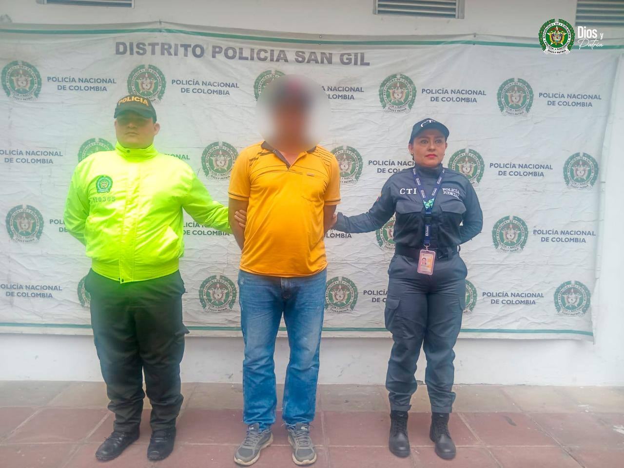 Capturan a un hombre que pagó 7 millones de pesos por una niña. Foto: Caracol Radio