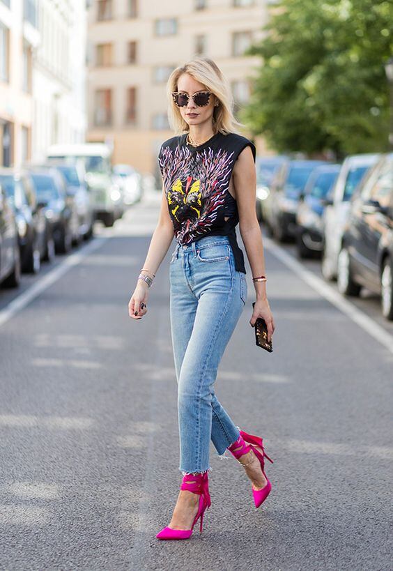 La búsqueda de looks con plataformas rosa es tendencia.