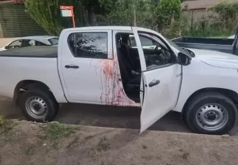 El conductor de la Toyota Hilux bañada en sangre fue detenido en Chacras de Coria.