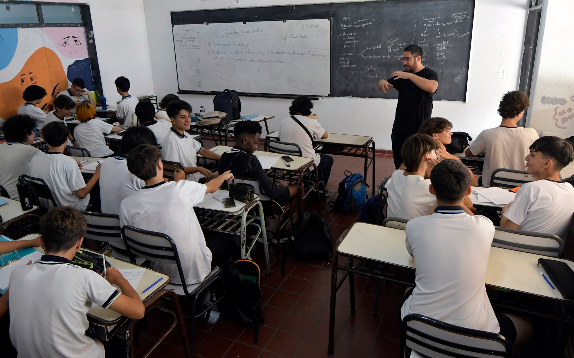 La segunda mitad del ciclo lectivo llega con evaluaciones de la calidad educativa en Lengua y Matemática, jornada, exámenes y otras actividades
Escuela José Vicente Zapata
Foto: Orlando Pelichotti
