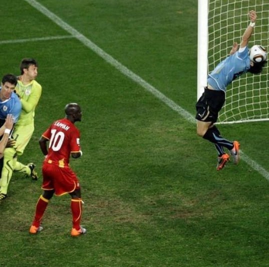 De la hazaña de 2010 a la pesadilla de hoy: Ghana, Uruguay y otro partido no apto para cardíacos. Foto: instagram @neywadow7