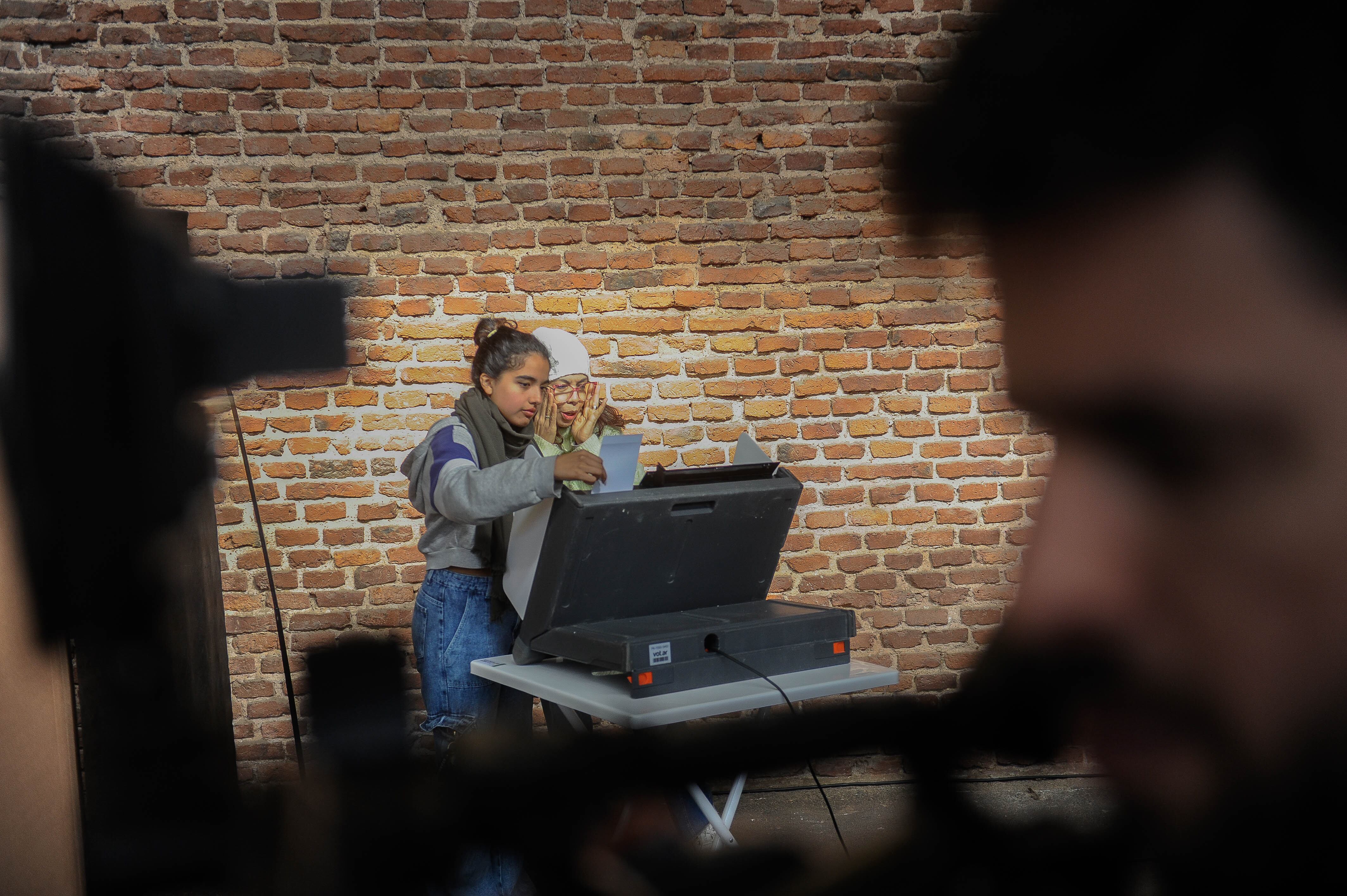 Paso 2023: Elecciones en la Ciudad de Buenos Aires con voto electrónico. Foto: Federico Lopez Claro