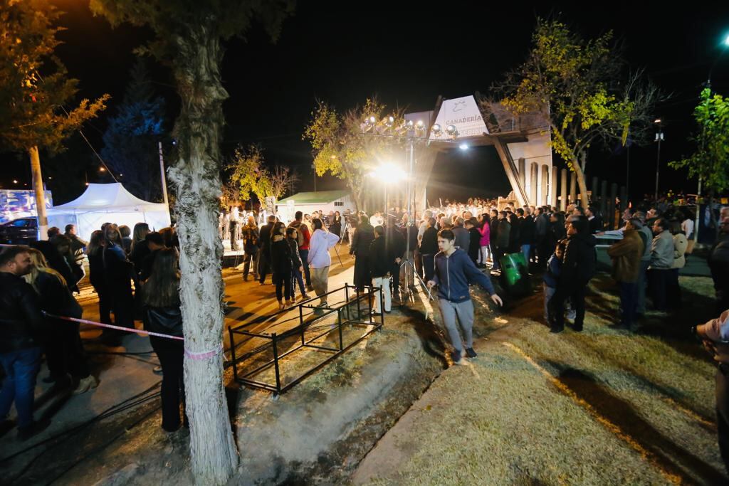 Apertura de la Fiesta Nacional de la Ganadería en Alvear.