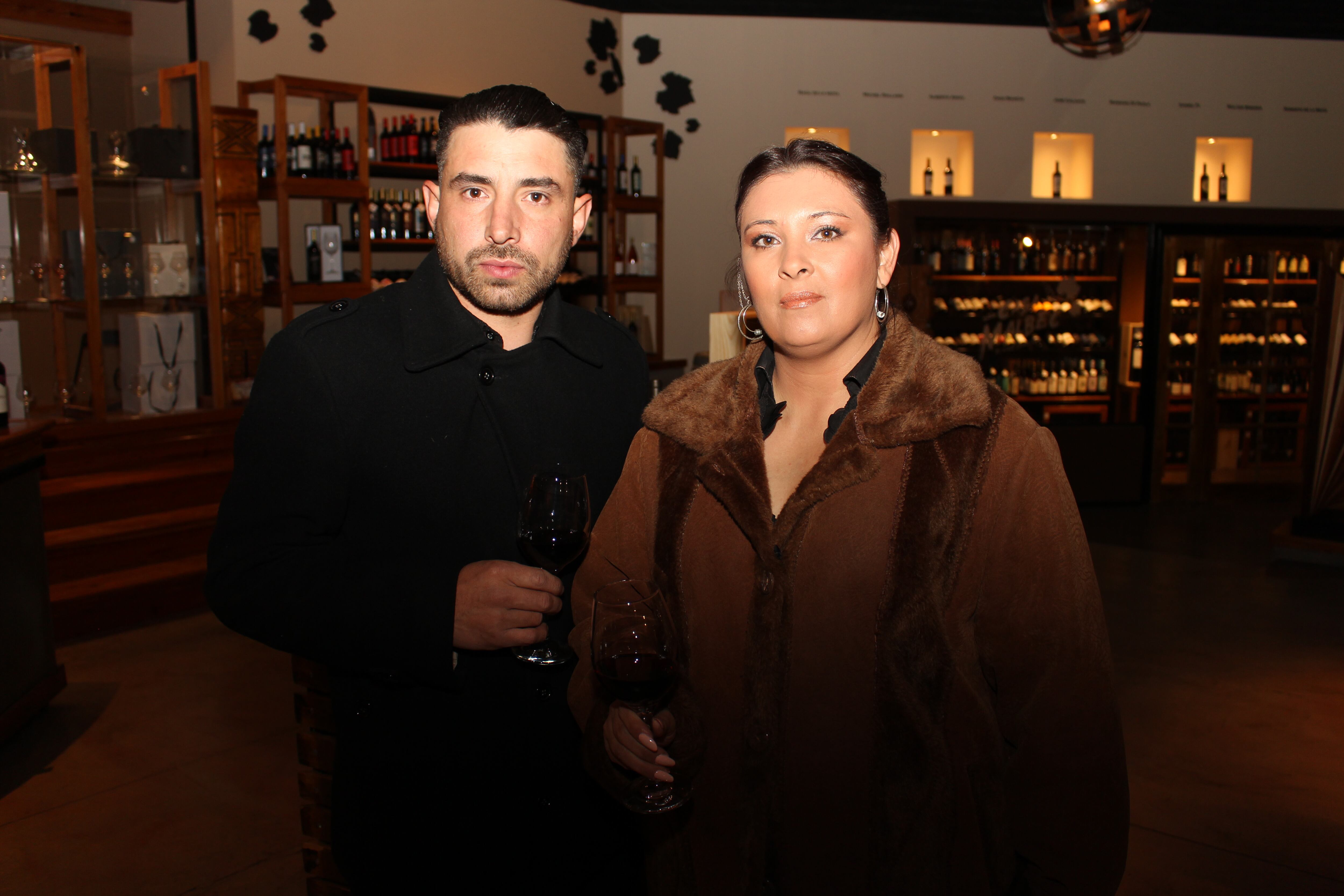 Lucas Sarmiento y Adriana Domínguez.