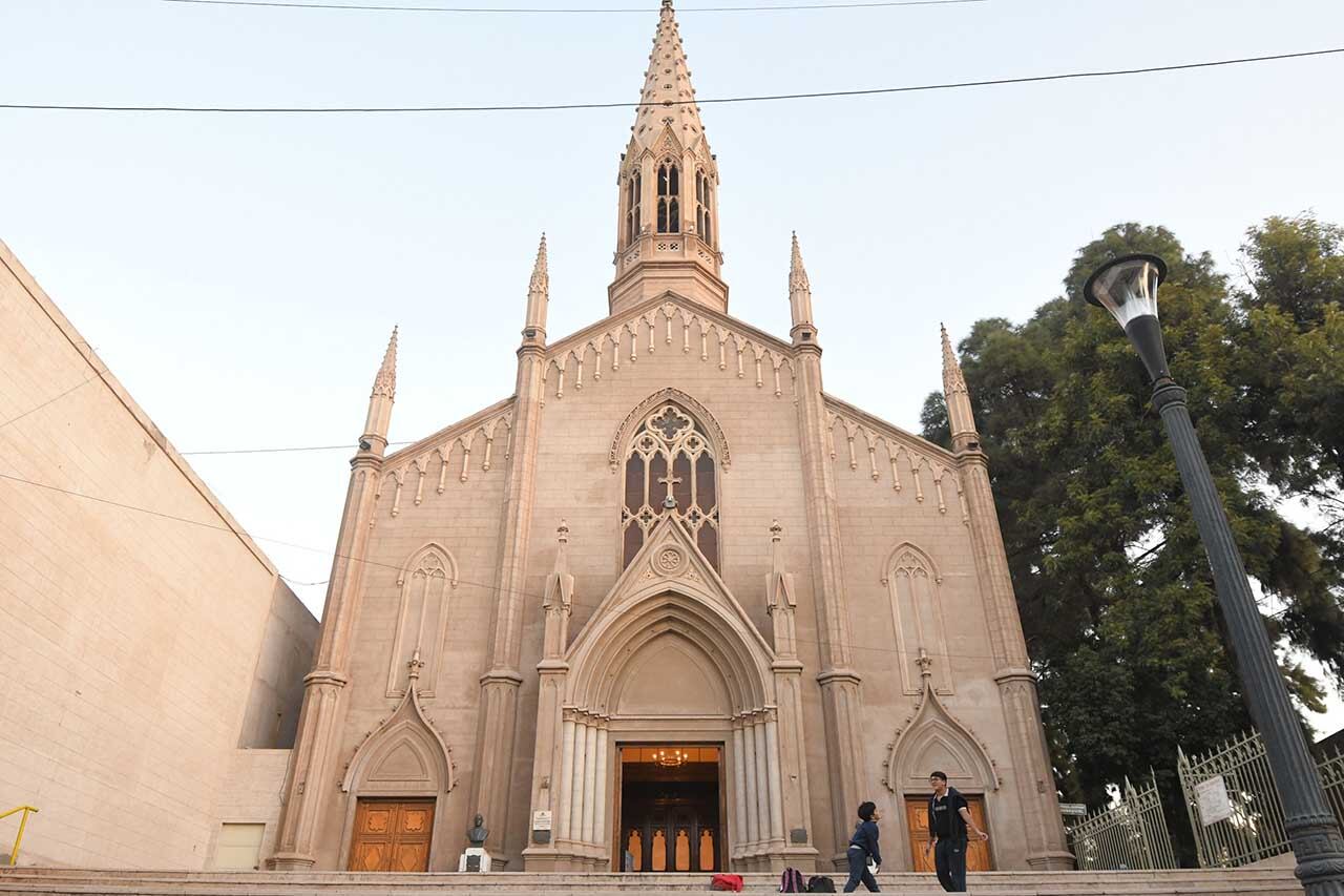 Basílica San Vicente Ferrer, Godoy Cruz.
Foto: José Gutierrez / Los Andes