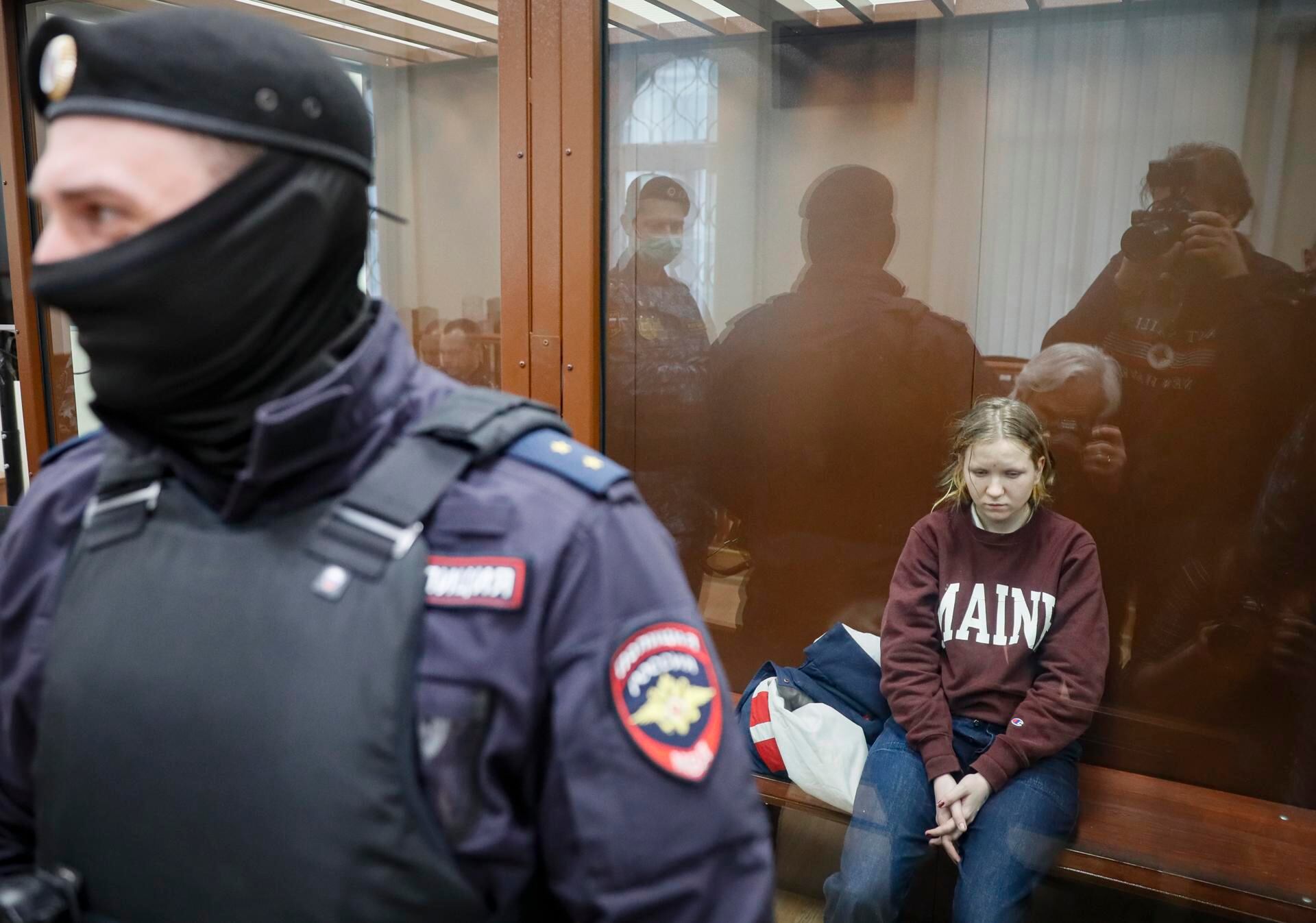 Los investigadores detuvieron en las últimas horas a Daria Trepova, una joven de 26 años, como principal sospechosa del ataque. / Foto: EFE/EPA/YURI KOCHETKOV