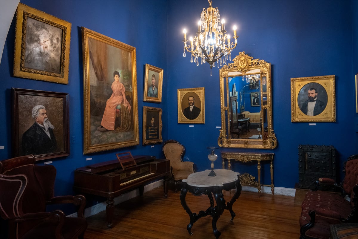 Museo del Pasado Cuyano
El Museo del Pasado Cuyano está falto de recursos y presupuesto para continuar con sus tareas históricas, recibir a turistas y visitas guiadas para colegios   

Foto: Ignacio Blanco / Los Andes 
