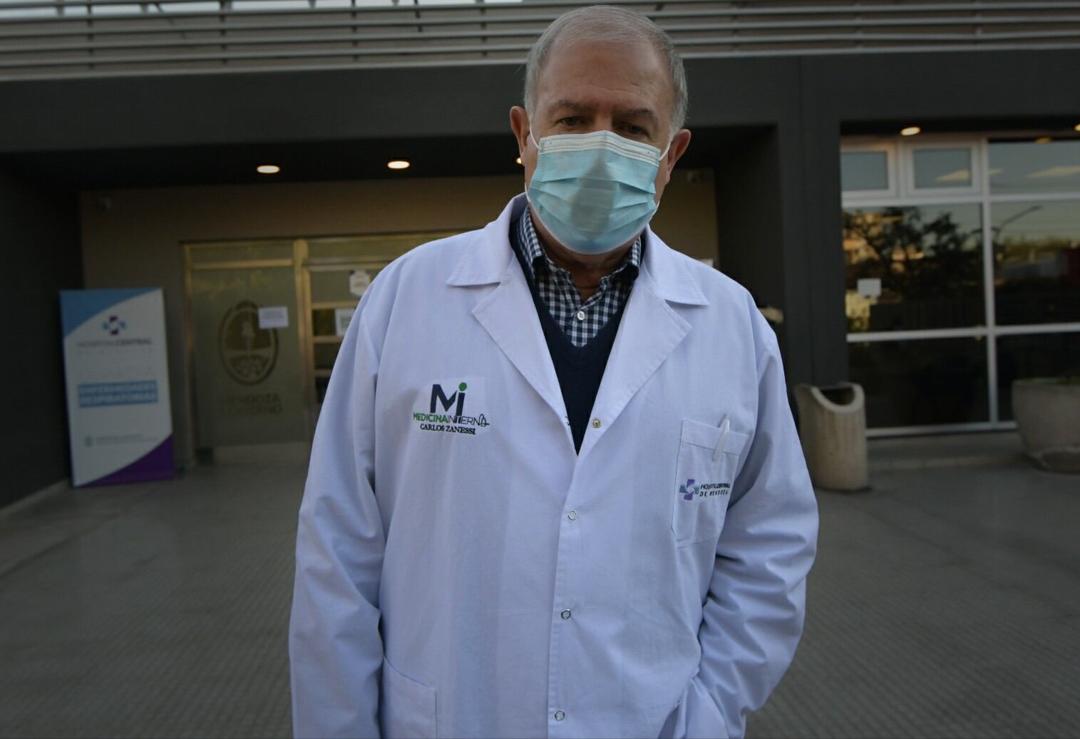 Carlos Zanessi, Jefe de Servicios de Medicina Interna del hospital Central. Orlando Pelichotti / Los Andes