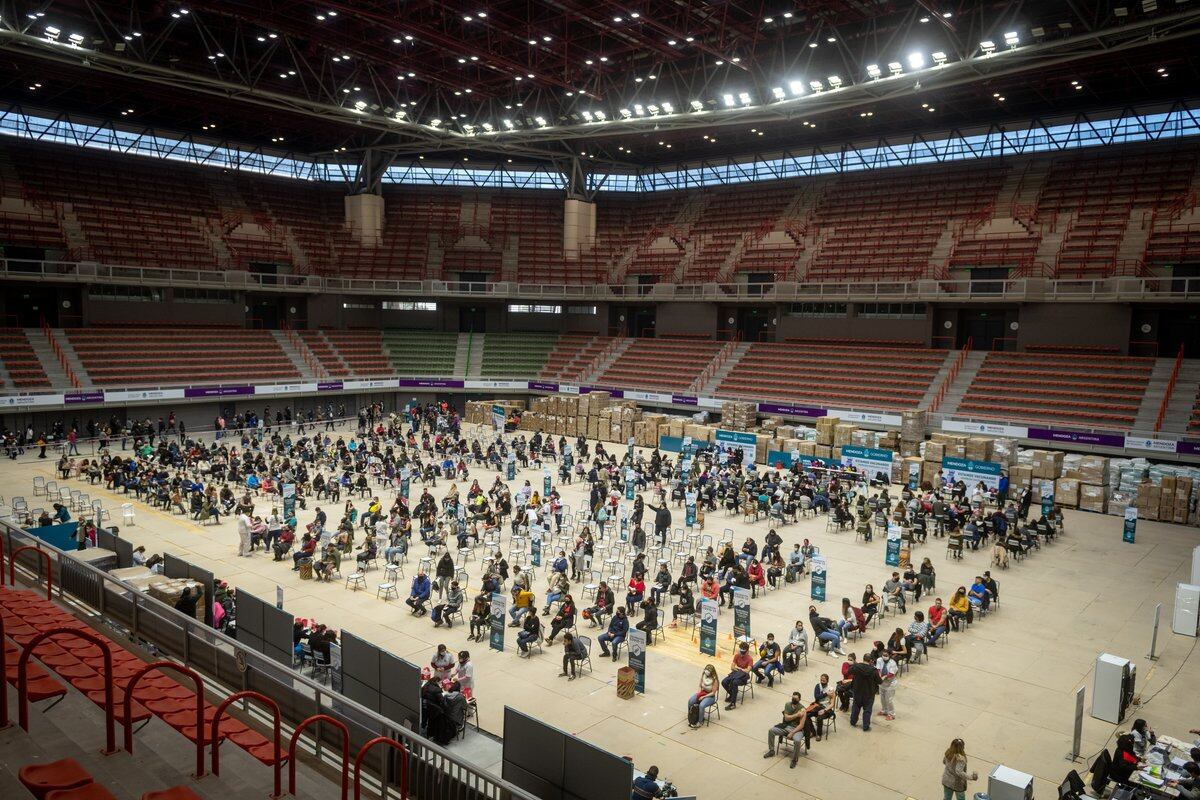 El Aconcagua Arena es el centro de vacunación más amplio de Mendoza y donde se convoca a los operativos especiales.