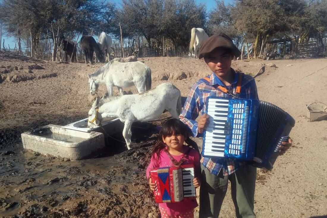 La hermanita de Fede comparte su talento con la música y lo imita. Foto: gentileza