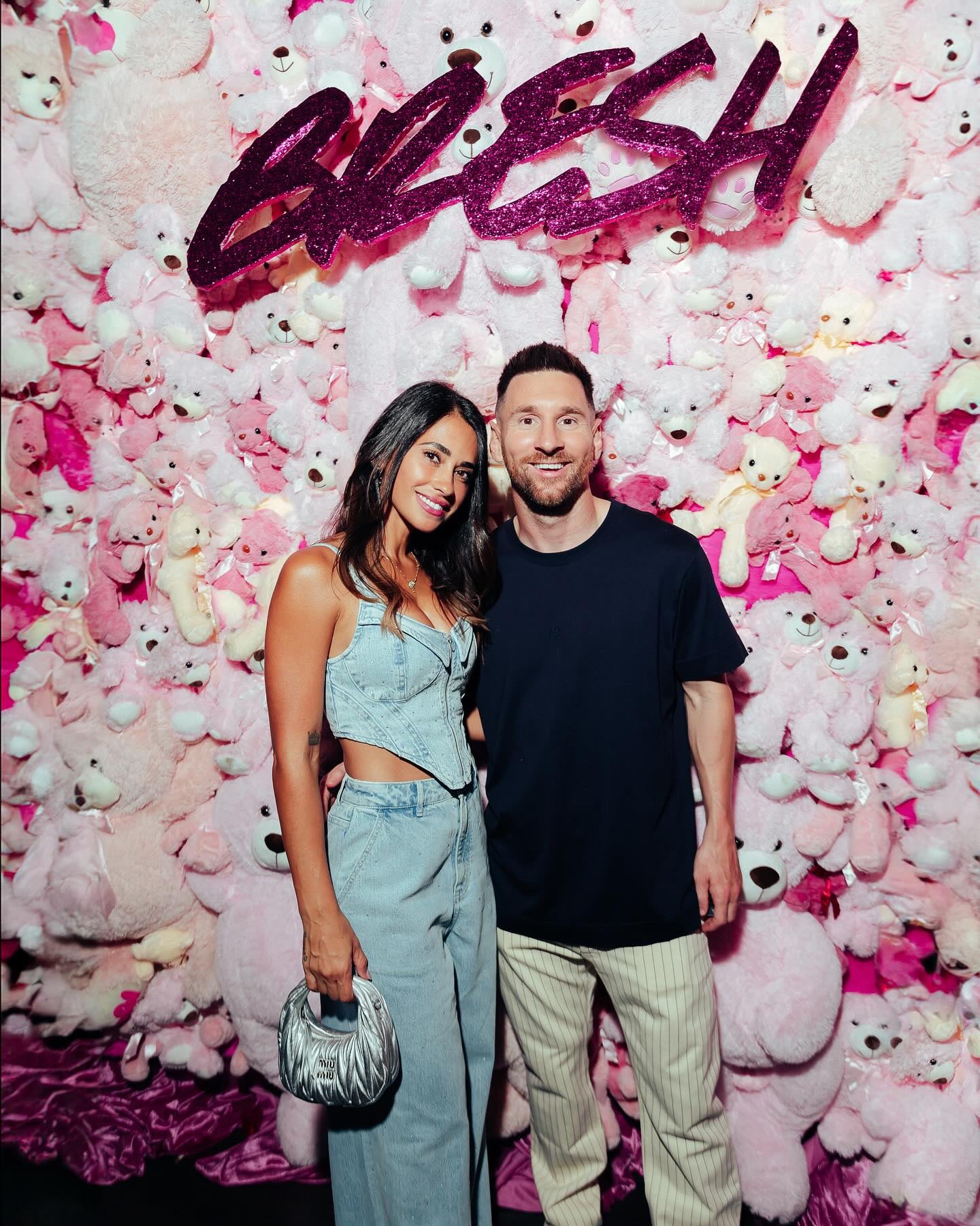 Antonela Roccuzzo y Lionel Messi fueron a la fiesta Bresh el sábado 18 de mayo de 2024 en Miami.